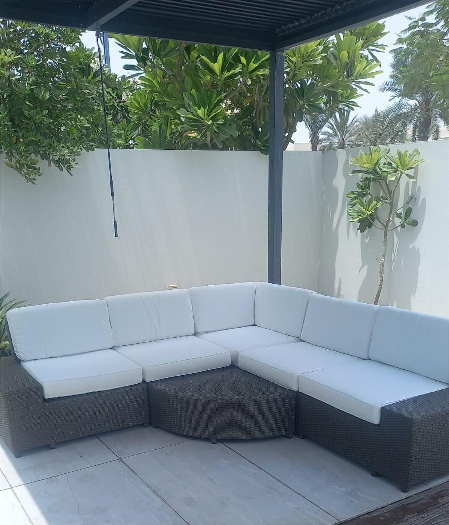 Swin 4-Seater Wicker Rattan Outdoor Sofa with Shape Table photo review